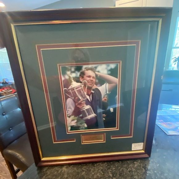 Golf Championship Collectors Edition gold-trim mahogany wood frames with plaques - Picture 2 of 12